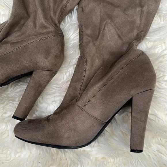 Steve Madden Taupe Over the Knee Boots Size 8 M - Picture 3 of 8